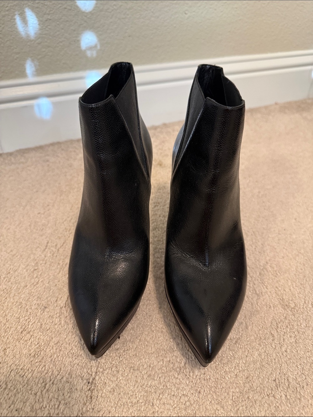 Saint Laurent Black Pointed Leather Ankle Booties